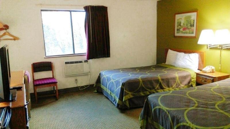 Hotel Super 8 By Wyndham Richmond/Chamberlayne Rd Esterno foto